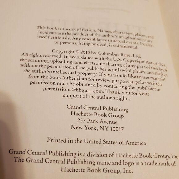 The Hit hardcover book by David Baldacci - Picture 4 of 4